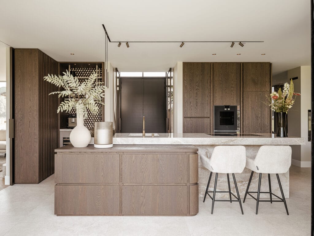 Modern landelijke villa met een natuurlijk karakter