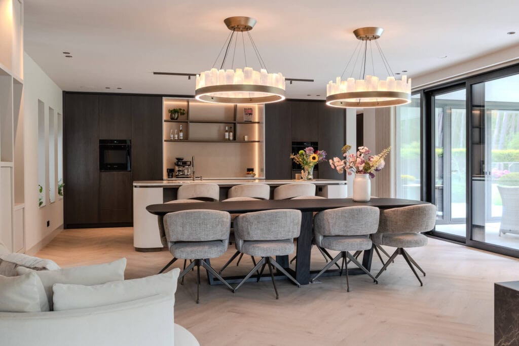 Totaalinterieur voor een exclusieve villa in Bennekom